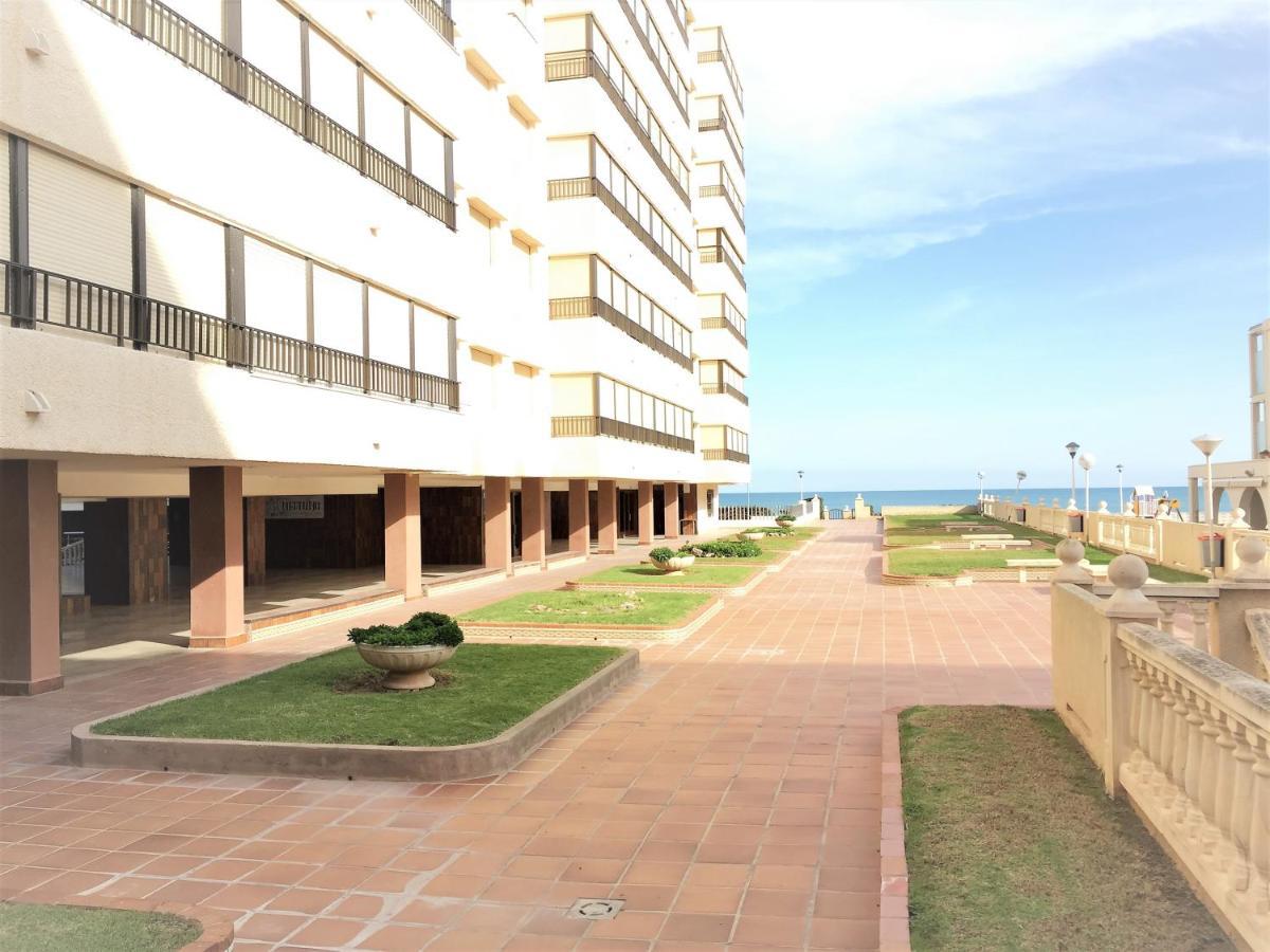 מארני בלאו Cozy Apartment In A Beachfront Complex מראה חיצוני תמונה